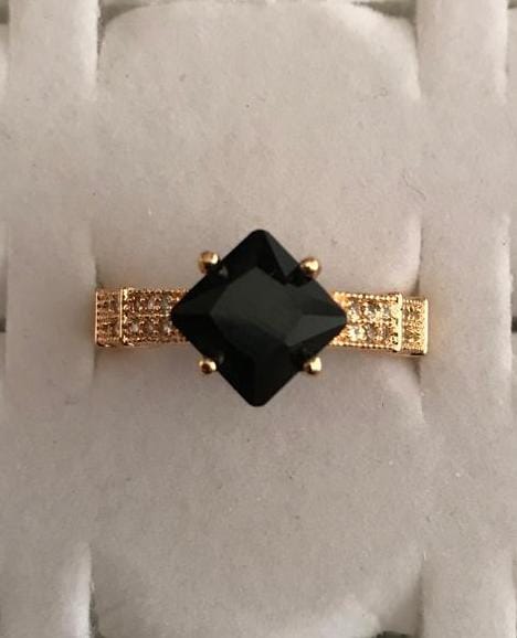 Royal Noir Gold Ring