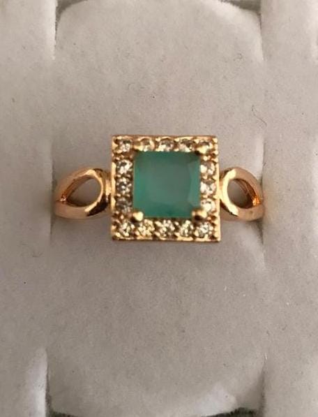 Emerald Charm Halo Ring
