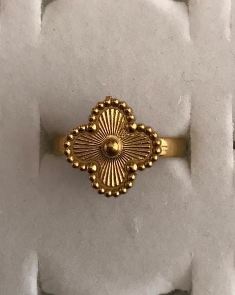 Royal Radiance Heritage Ring