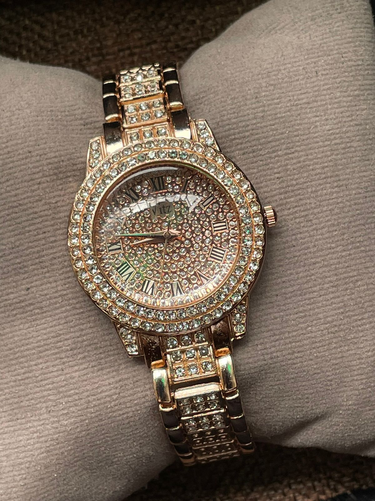 A women's fashion Quartz watch